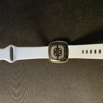 Good Fitbit Sense 2 - Gold