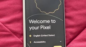 Good
													Google Pixel Fold - Unlocked, Porcelain, 256 GB, 12 GB, G9FPL, photo 2 of 11
