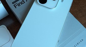 Mint
													Oppo Find X9 Pro - Unlocked Non-US, Silk White, 512 GB, 16 GB, photo 5 of 13