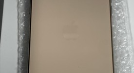 Mint
													Apple iPhone 11 Pro - Verizon, Gold, 256 GB, A2160, photo 2 of 8