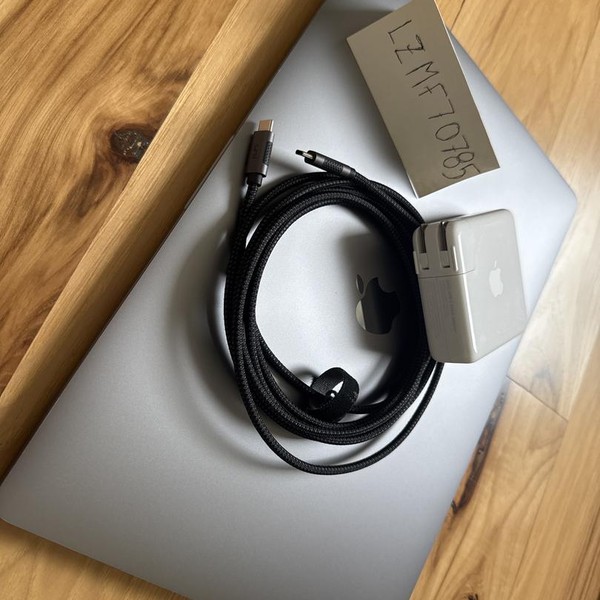 MacBook Pro 2019 - 16 inch - 512 GB, Gray, 32 GB, Intel Core i7