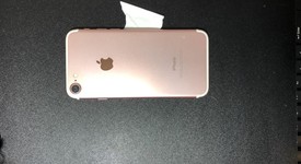 Fair
													Apple iPhone 7 - Unlocked, Rose Gold, 128 GB, A1778, GSM, photo 4 of 12