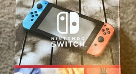 New
													Nintendo Switch - Red & Blue, 32 GB, photo 4 of 8