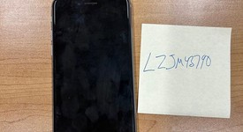 Good
													Apple iPhone 6S - Unlocked, Grey, 32 GB, A1688, photo 3 of 7