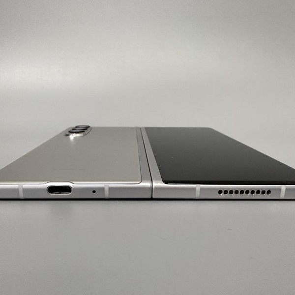 Samsung Galaxy Z Fold3 5G - T-Mobile, Silver, 256 GB, 12 GB, SM-F926U