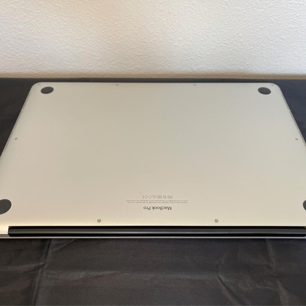 MacBook Pro 2015 (Retina) - 15 inch - 512 GB, Silver, 16 GB