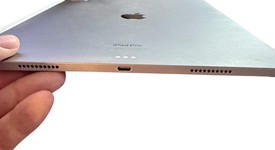 Good
													Apple iPad Pro 12.9" 6th Gen 2022 - Wi-Fi, Gray, 1 TB, photo 5 of 8