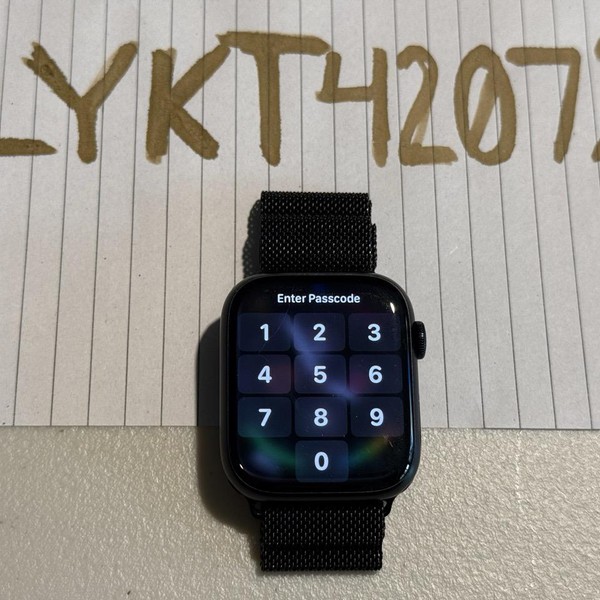 Apple Watch Series 9 45mm - Unlocked, Midnight, A2984 - Cellular, Aluminum