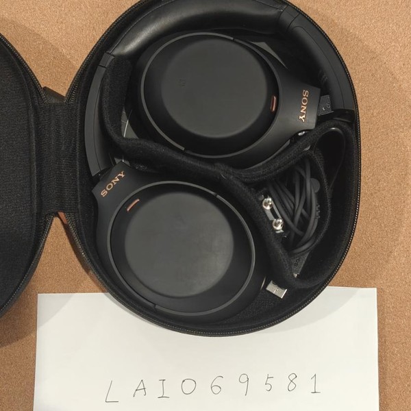 Sony WH-1000XM4 - Black