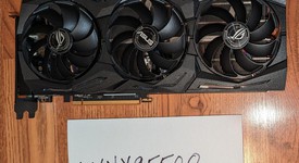 Used
													Asus Radeon RX 5600 XT - ROG-STRIX-RX5600XT-T6G-GAMING, Strix TOP, photo 1 of 7