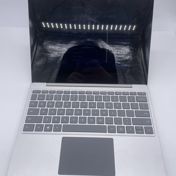 Microsoft Surface Laptop Go - 64 GB, Platinum, 4 GB, Intel Core i5