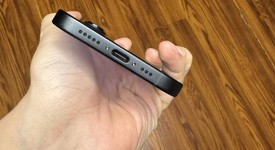 Mint
													Apple iPhone 16 - Unlocked, Black, 128 GB, A3081, photo 3 of 6
