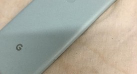 Good
													Google Pixel 5 - Unlocked, Sage, 128 GB, 8 GB, GD1YQ, photo 2 of 7