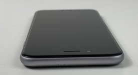 Mint
													Apple iPhone 6S - Unlocked, Grey, 32 GB, A1633, photo 5 of 6