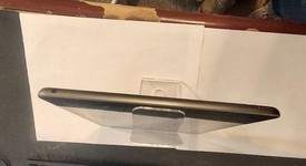 Mint
													Apple iPad 8th Gen - Unlocked, Gray, 128 GB, A2428, photo 2 of 6