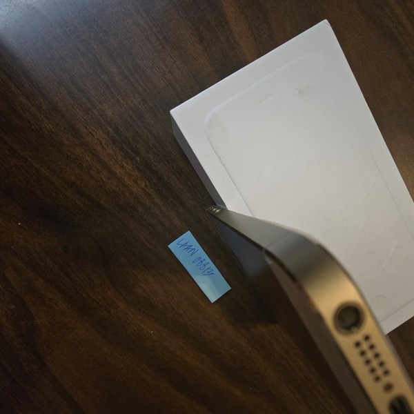 Apple iPhone 5S - Unlocked, 32 GB, Gold, A1453