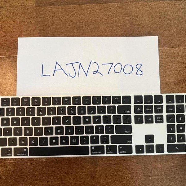 Apple Magic Keyboard - Touch ID and Numeric Keypad - Black