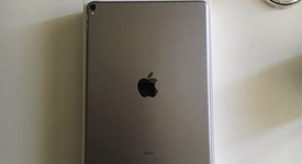 Mint
													Apple iPad Pro 10.5" - Wi-Fi, Gray, 256 GB, photo 3 of 8