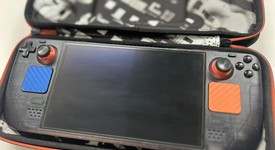 Fair
													Steam Deck OLED - AMD, Clear, 1 TB, 16 GB, Limited Edition, photo 1 of 8
