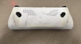 Mint
													Asus ROG Ally 7" - Z1 Extreme, White, 512 GB, 16 GB, Ryzen Z1 Extreme, photo 1 of 15