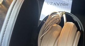 Used
													Beats Studio3 - Tan, photo 4 of 4