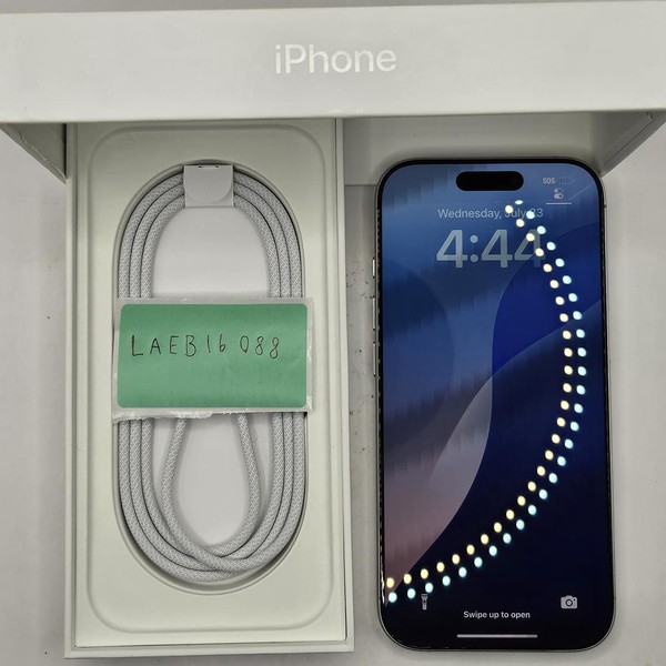 Apple iPhone 16 Pro - Unlocked, 256 GB, White, A3083