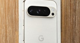 Good
													Google Pixel 9 Pro - Unlocked, Porcelain, 256 GB, 16 GB, GR83Y, photo 3 of 10