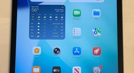 Good
													Apple iPad Pro 11" 4th Gen 2022 - Unlocked, Gray, 128 GB, photo 1 of 6