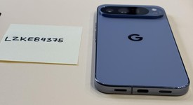 Mint
													Google Pixel 10 Pro XL - Unlocked, Moonstone, 256 GB, GUL82, photo 5 of 6