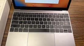 Good
													Macbook Retina 2017 - 12" - I5, Silver, 512 GB, 16 GB, photo 2 of 8