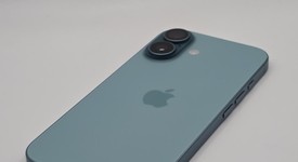 Fair
													Apple iPhone 16 - Unlocked, Teal, 128 GB, A3081, photo 5 of 6