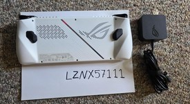 Good
													Asus ROG Ally 7" - Z1, White, 512 GB, 16 GB, Ryzen Z1, photo 3 of 5
