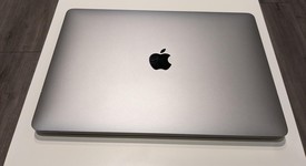 Good
													MacBook Air 2020 - 13" - Apple M1, Gray, 256 GB, 8 GB, photo 2 of 11