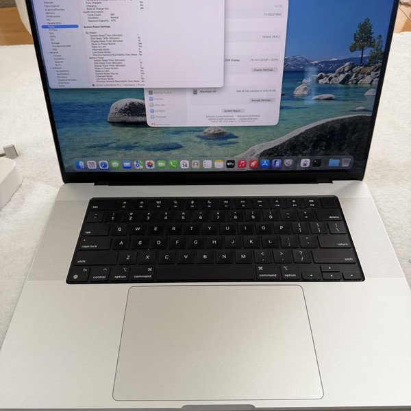 MacBook Pro 2021 - 16 inch - 512 GB, Silver, 16 GB, Apple M1 Pro 10-core