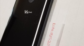 Good
													LG V35 ThinQ - AT&T, Black, 64 GB, photo 3 of 8