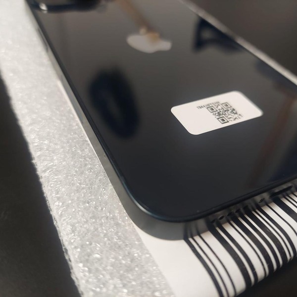 Apple iPhone 13 - Unlocked, 128 GB, Midnight, A2482