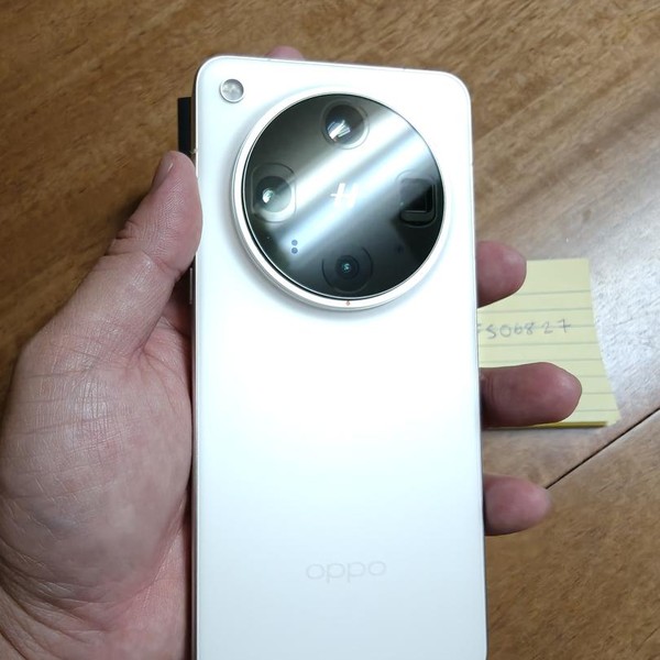 OPPO Find X8 Ultra - Unlocked Non-US, 512 GB, White, 16 GB