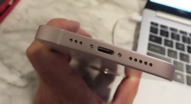 Mint
													Apple iPhone 13 - Verizon, Pink, 512 GB, A2482, photo 4 of 7