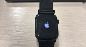 Good
													Apple Watch SE 2nd Gen 44mm - Unlocked, Midnight, A2727 - Cellular, Aluminum, photo 1 of 5