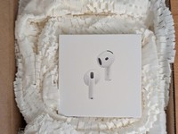 Apple AirPods 4th Gen