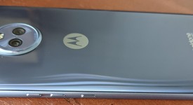 Good
													Moto X4 - Unlocked, Blue, 64 GB, 4 GB, Android One, photo 3 of 7