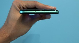 Mint
													Motorola Razr (2025) - Verizon, Green, 256 GB, 8 GB, photo 6 of 6