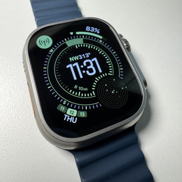 Apple Watch Ultra 2 49mm - Unlocked, Natural, A2986