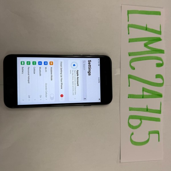 Apple iPhone SE 3rd Gen 2022 - Unlocked, 64 GB, Midnight, A2595