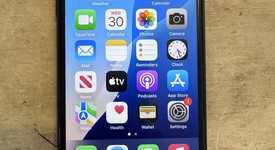 Fair
													Apple iPhone SE 3rd Gen 2022 - T-Mobile, Midnight, 64 GB, A2595, photo 1 of 11