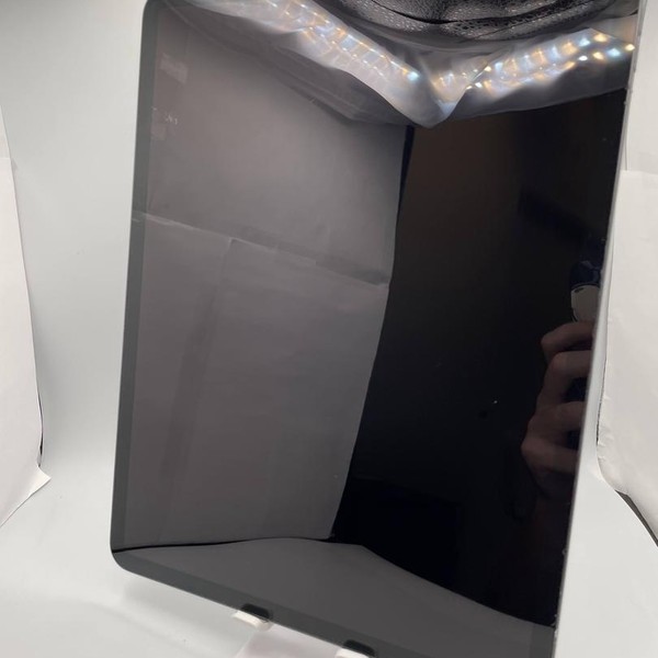 Apple iPad Pro 12.9 inch 3rd Gen 2018 - Unlocked, 64 GB, Gray, A2014