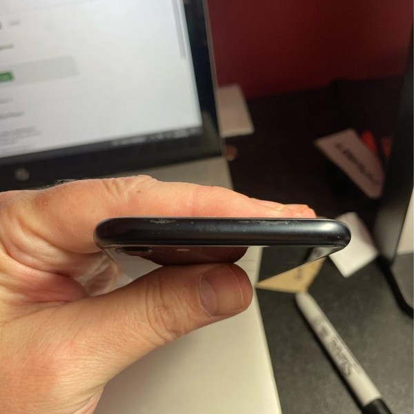 Apple iPhone SE 3rd Gen 2022 - Unlocked, 64 GB, Midnight, A2595