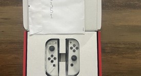 New
													Nintendo Switch - OLED - White, 64 GB, photo 2 of 4