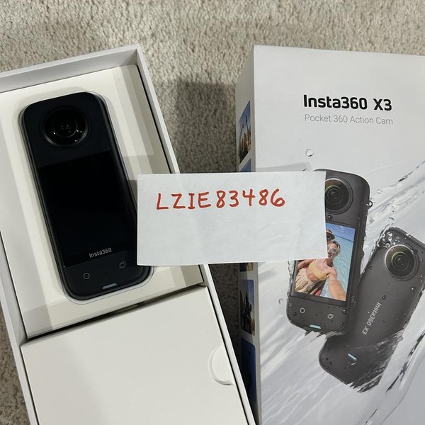 Insta360 X3