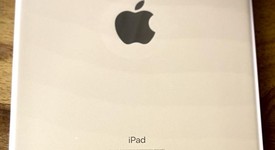 Mint
													Apple iPad 6th Gen - Wi-Fi, Gold, 128 GB, A1893, photo 2 of 10